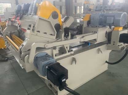 Economical type Spindless veneer rotary peeling lathe